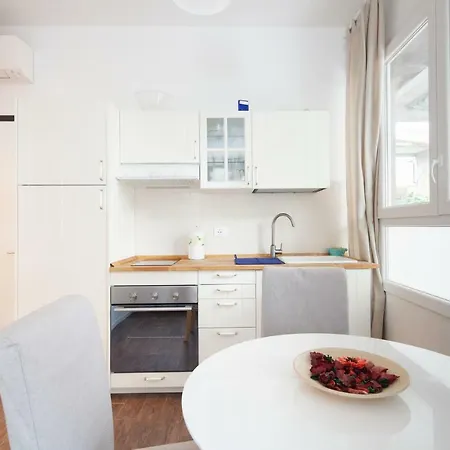 Moderno Di Benni Apartman